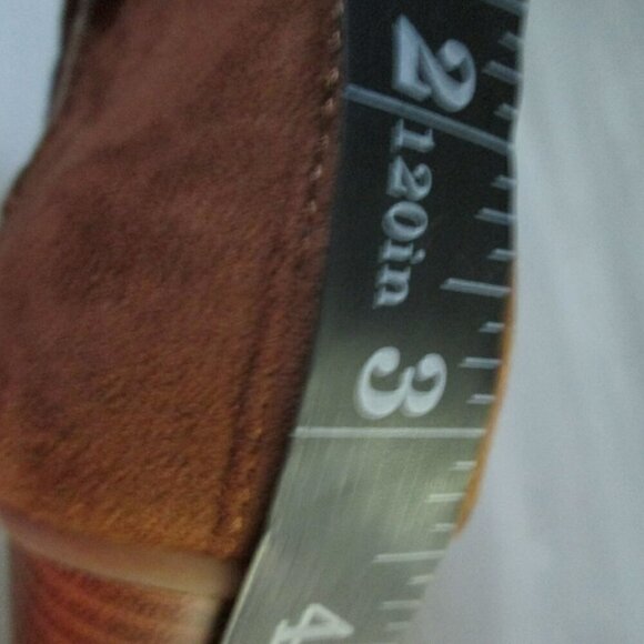 NWOT DV8 Dolce Vita Jace Brown Faux Suede Ankle Bootie -7M - Picture 9 of 13